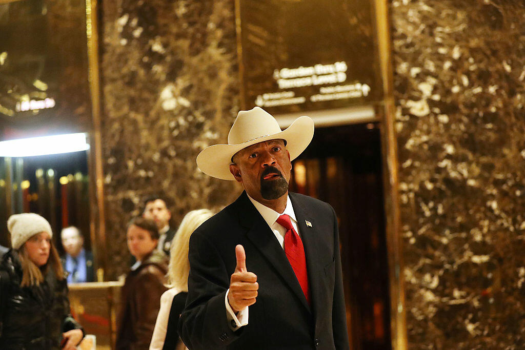 NEW YORK, NY - NOVEMBER 28:  Milwaukee County Sheriff David Clarke leaves Trump Tower on November 28, 2016 in New York City. President-elect Donald Trump and his transition team are in the process of filling cabinet and other high level positions for the new administration.  (Photo by Spencer Platt/Getty Images)