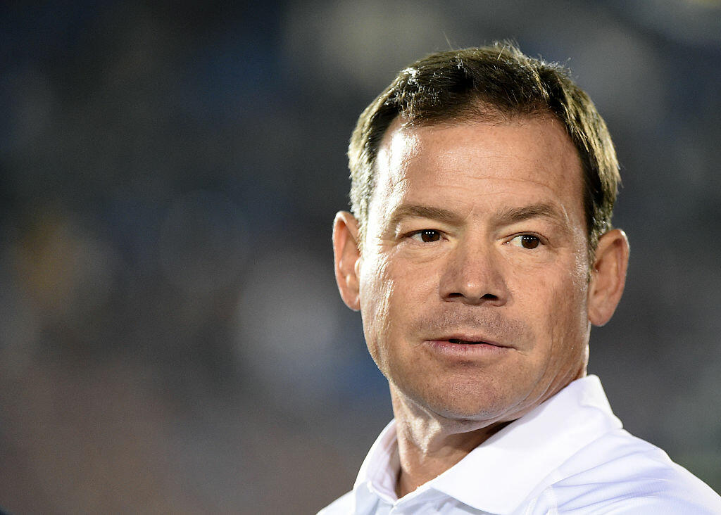 PASADENA, CA - NOVEMBER 19:  Head Coach Jim Mora of the UCLA Bruins on the sidelines before the game against the USC Trojans at Rose Bowl on November 19, 2016 in Pasadena, California.  (Photo by Harry How/Getty Images)