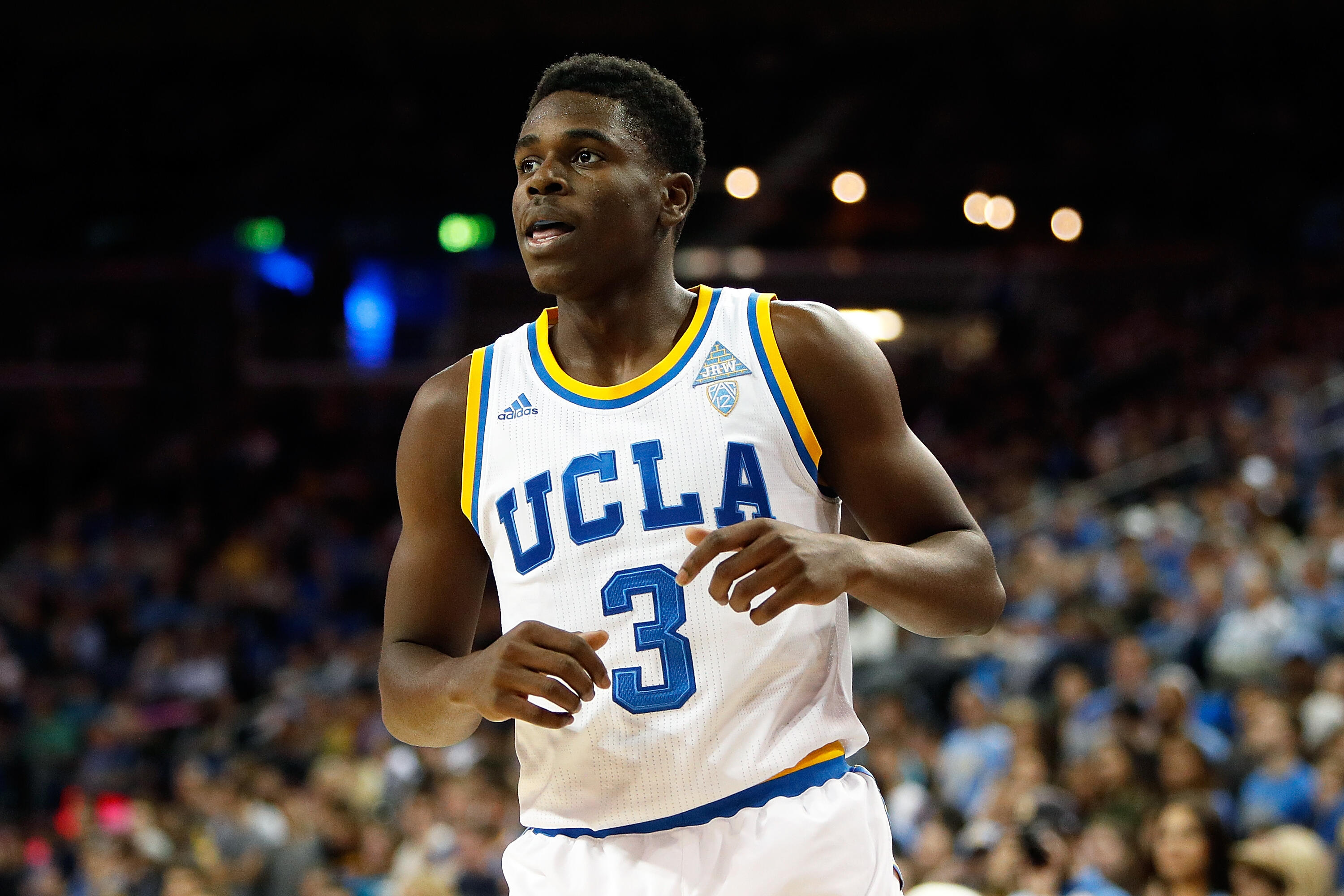 LOS ANGELES, CA - JANUARY 08:  Aaron Holiday #3 of the UCLA Bruins is seen during the game against the Standford Cardinal at Pauley Pavilion on January 8, 2017 in Los Angeles, California.  (Photo by Josh Lefkowitz/Getty Images)