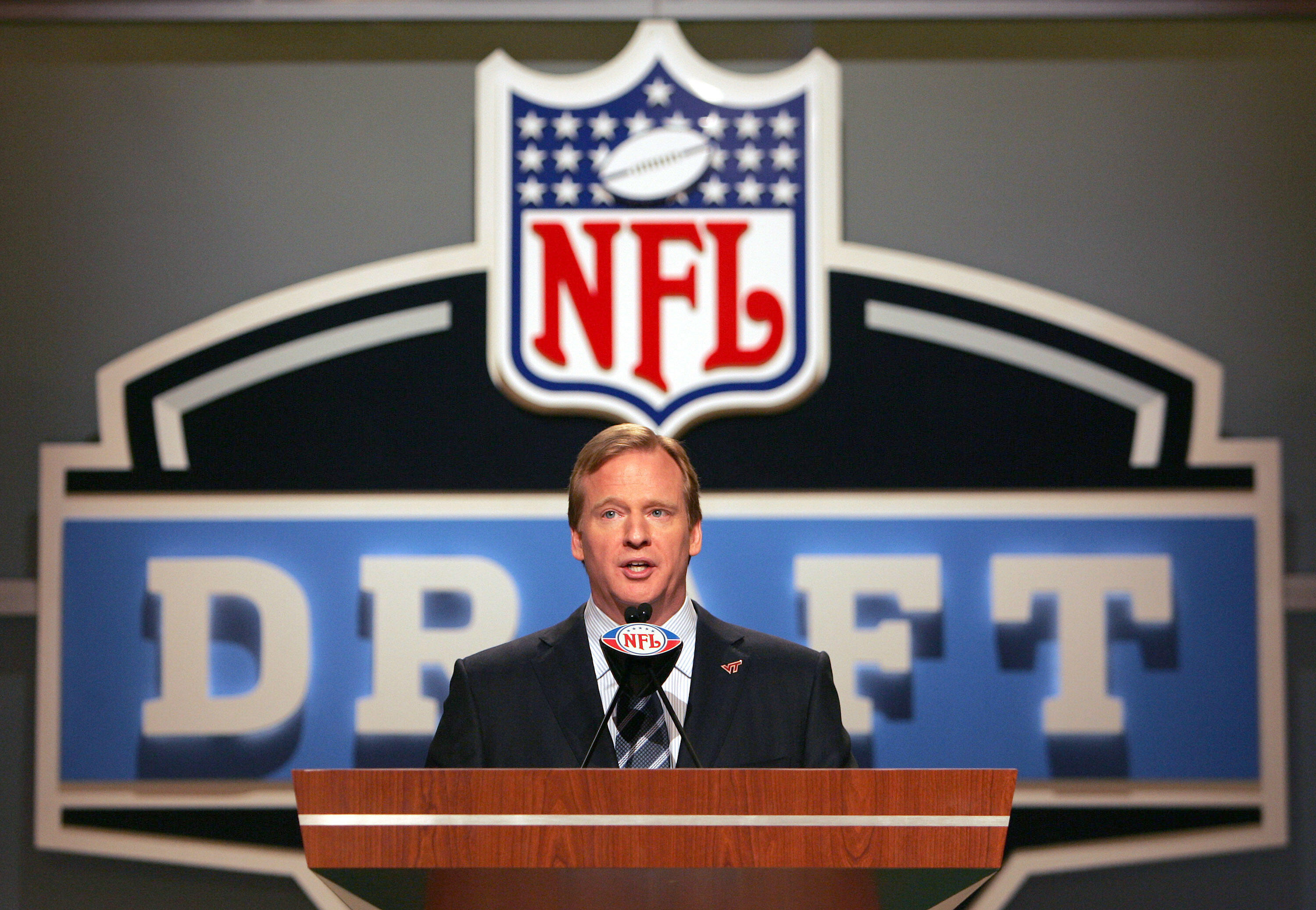 NFL Commissioner Roger Goodell during the NFL draft at Radio City Music Hall in New York, NY on Saturday, April 28, 2007. (Photo by Richard Schultz/NFLPhotoLibrary)