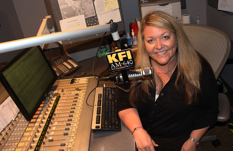 Jennifer Jones Lee Wake Up Call Host And Anchor For Bill Handel Kfi Am 640 