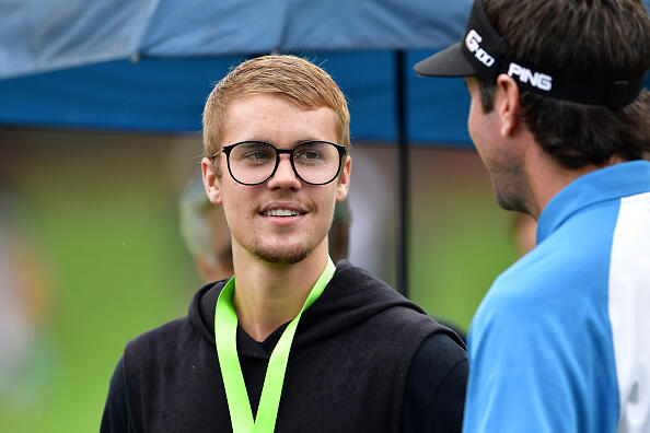Justin Bieber was spotted at Quail Hollow on Practice Day 2, Tuesday August 8. (Photos by Getty Images)