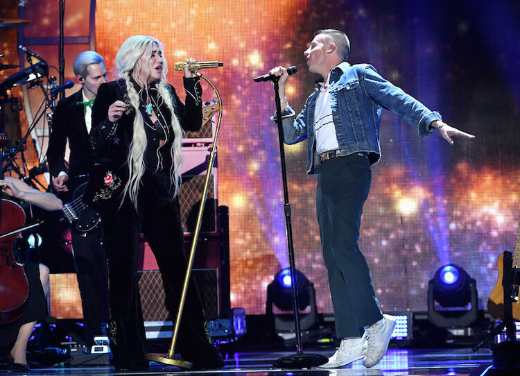 Kesha, Macklemore