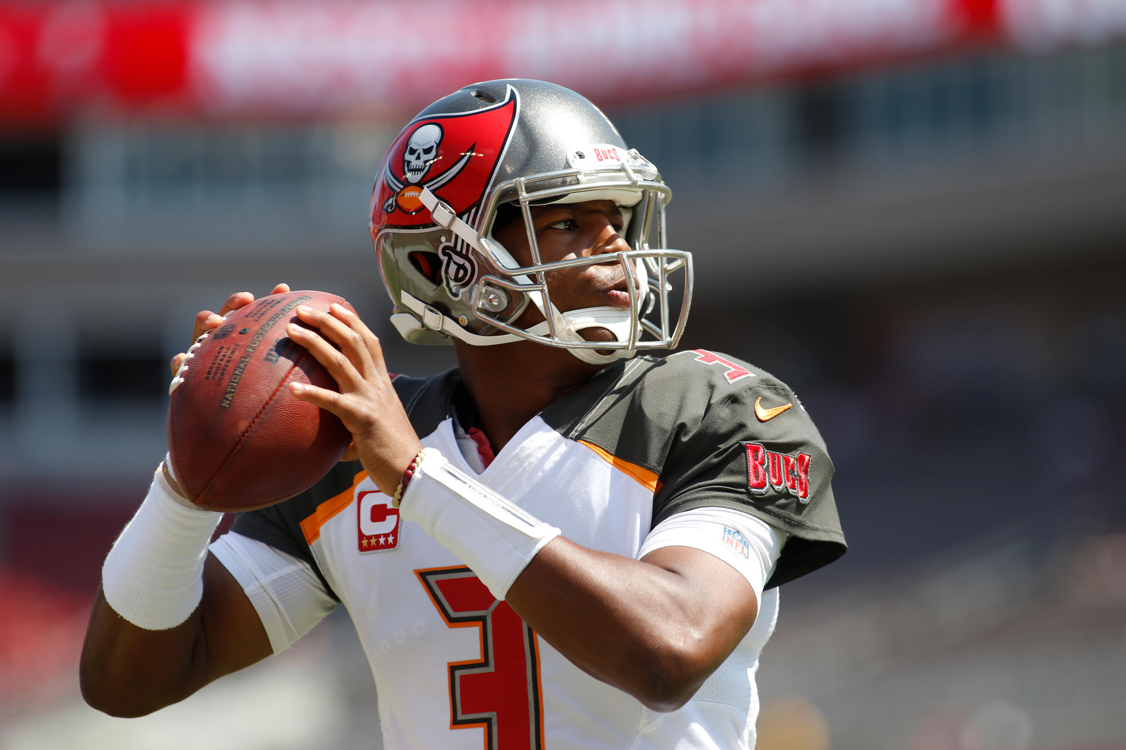 TAMPA, FL - SEPTEMBER 17: Quarterback Jameis Winston #3 of the Tampa Bay Buccaneers warms up before the start of an NFL football game against the Chicago Bears on September 17, 2017 at Raymond James Stadium in Tampa, Florida. (Photo by Brian Blanco/Getty Images)