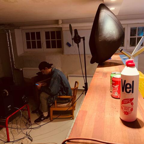 Background Thumbnail