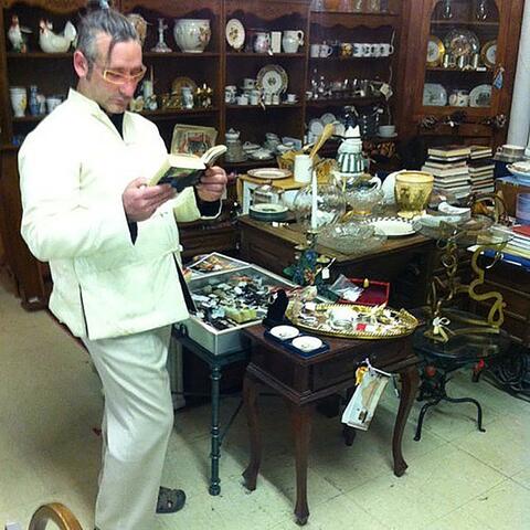 Background Thumbnail