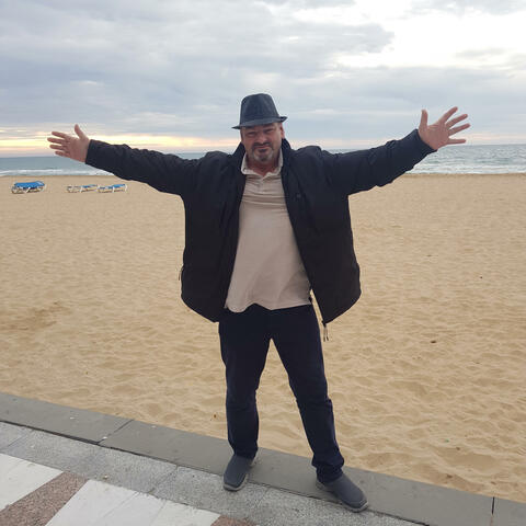 Background Thumbnail