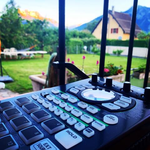 Background Thumbnail