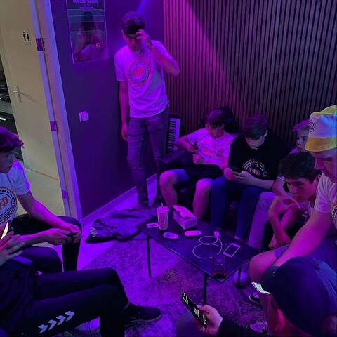 Background Thumbnail