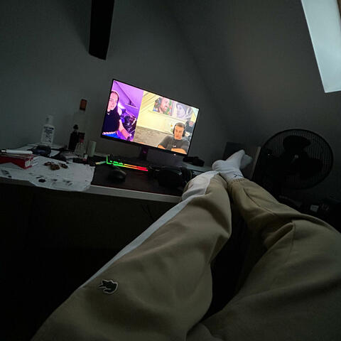 Background Thumbnail