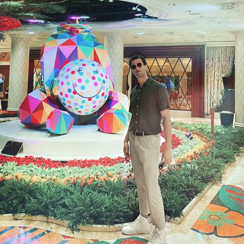 Background Thumbnail