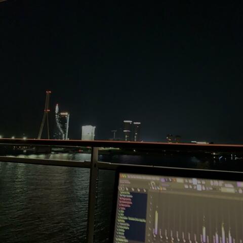 Background Thumbnail