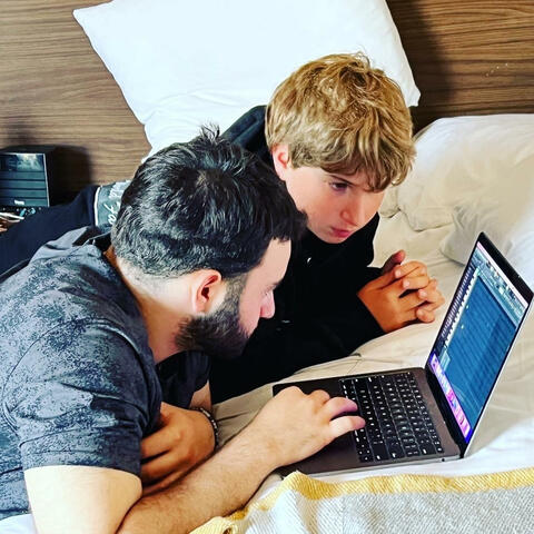 Background Thumbnail