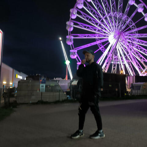 Background Thumbnail