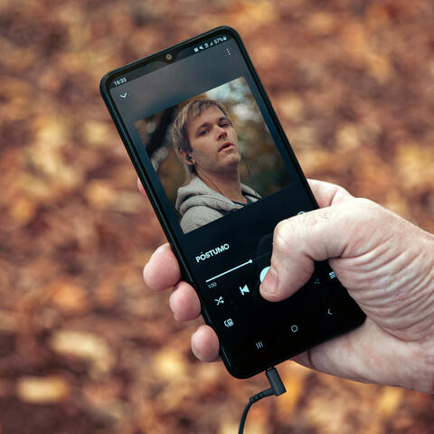 Background Thumbnail