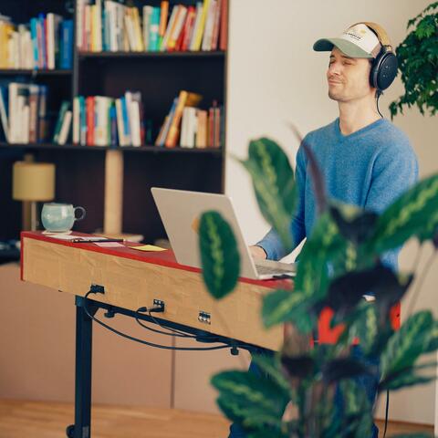 Background Thumbnail