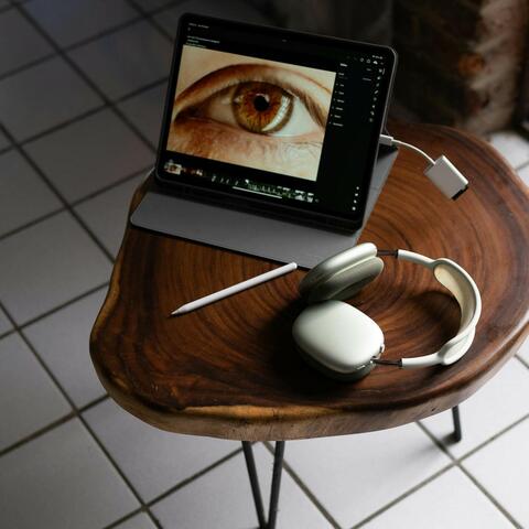 Background Thumbnail