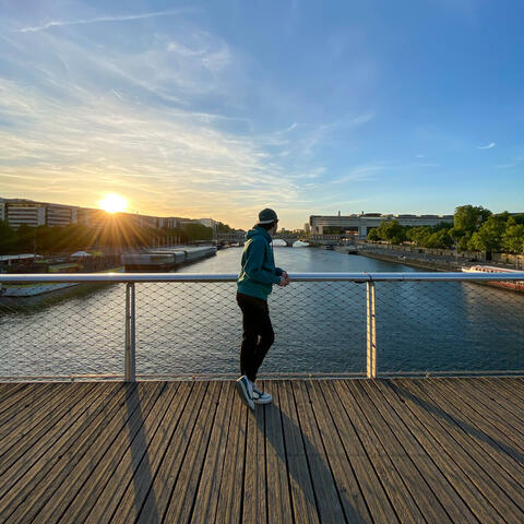 Background Thumbnail