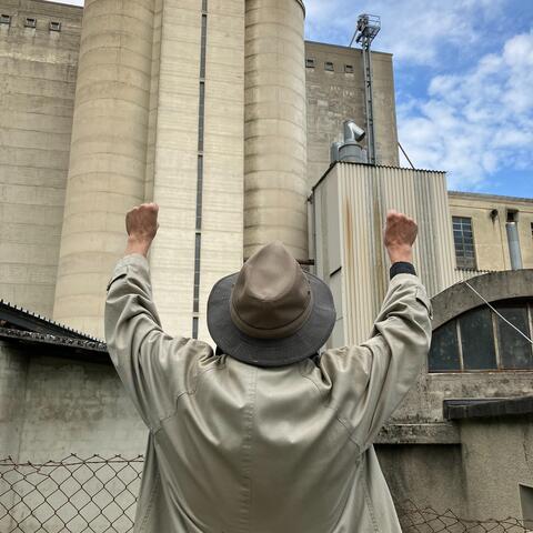 Background Thumbnail