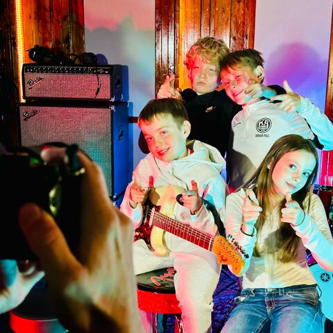 Background Thumbnail