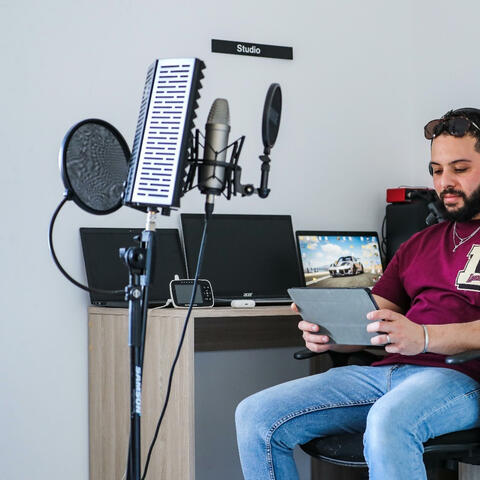 Background Thumbnail