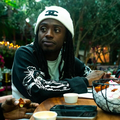 Background Thumbnail