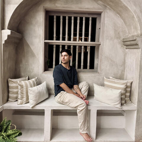 Background Thumbnail