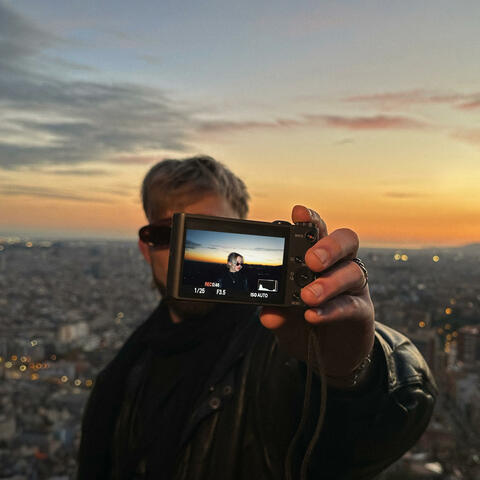 Background Thumbnail