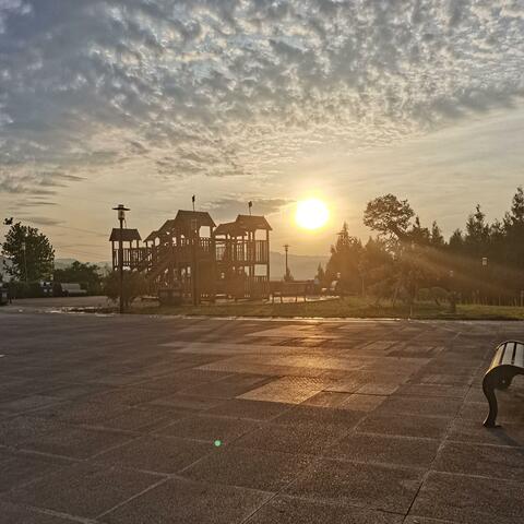 Background Thumbnail