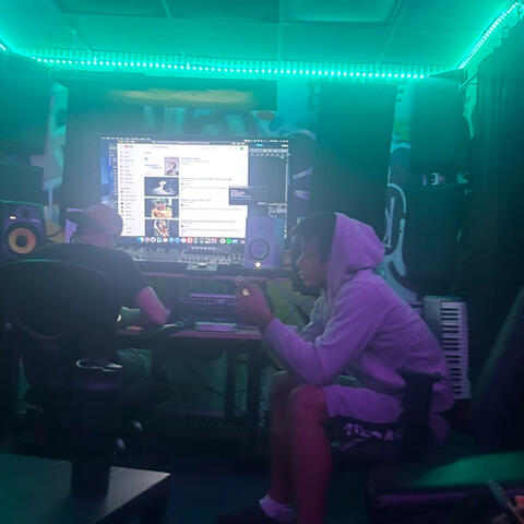 Background Thumbnail