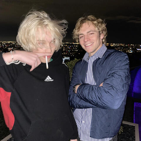 Background Thumbnail