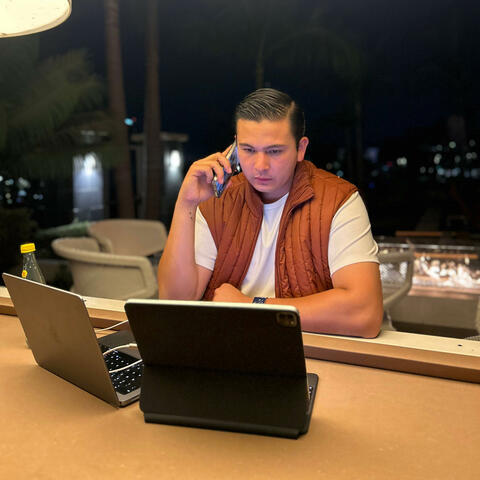 Background Thumbnail