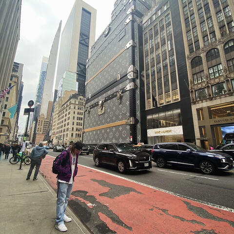 Background Thumbnail