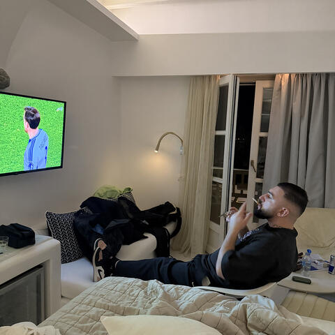 Background Thumbnail