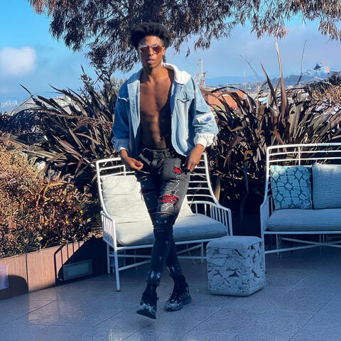 Background Thumbnail