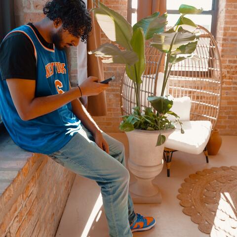 Background Thumbnail