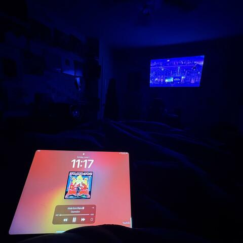 Background Thumbnail