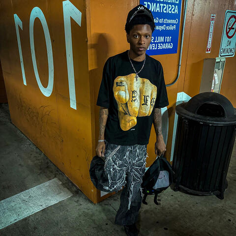 Background Thumbnail