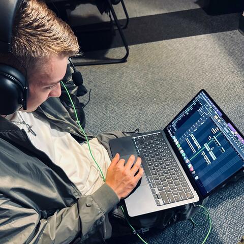 Background Thumbnail