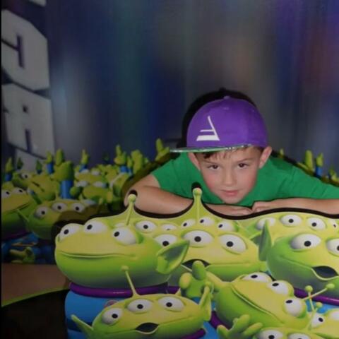 Background Thumbnail