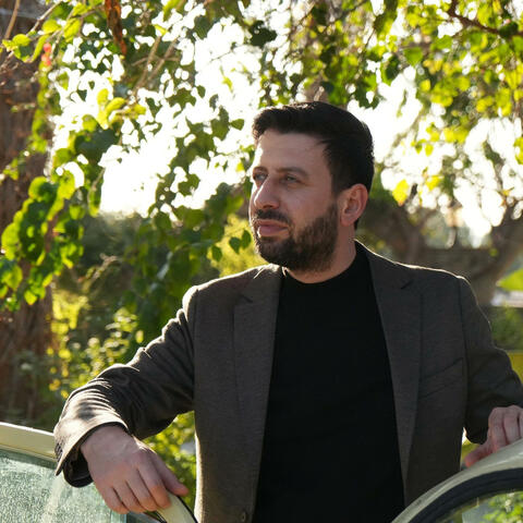 Background Thumbnail