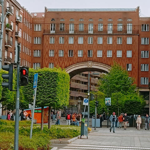 Background Thumbnail