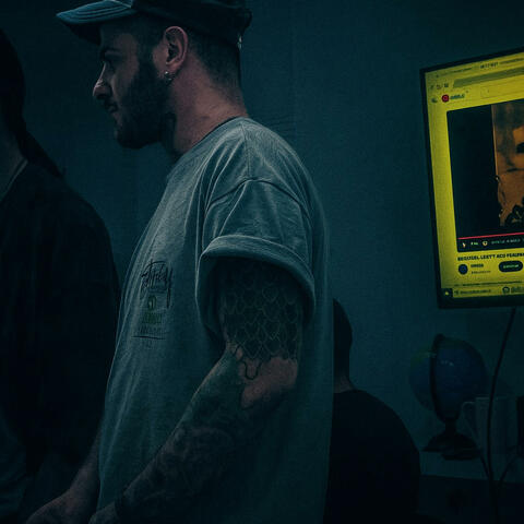 Background Thumbnail