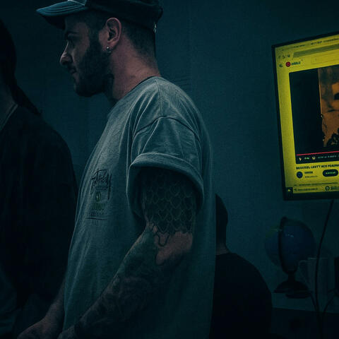 Background Thumbnail