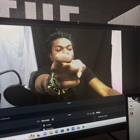 Background Thumbnail