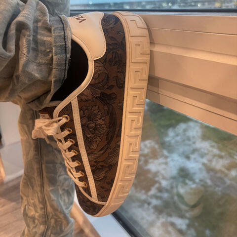 Background Thumbnail