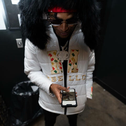 Background Thumbnail