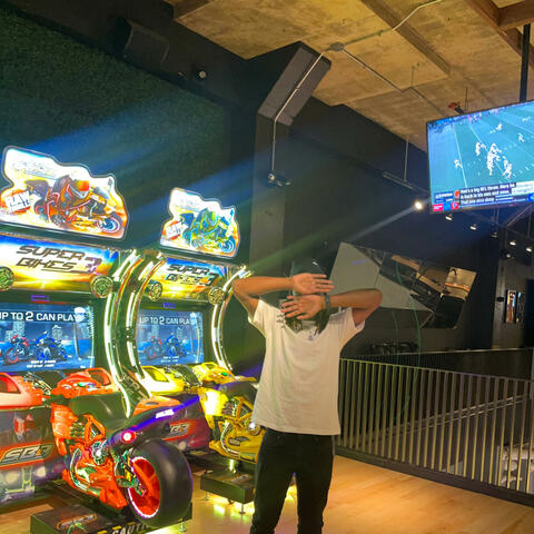 Background Thumbnail