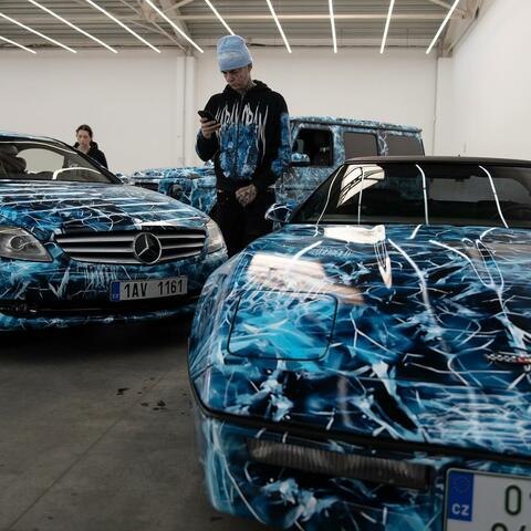 Background Thumbnail