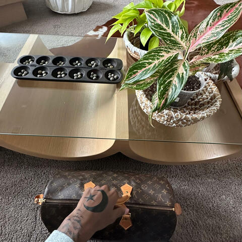 Background Thumbnail